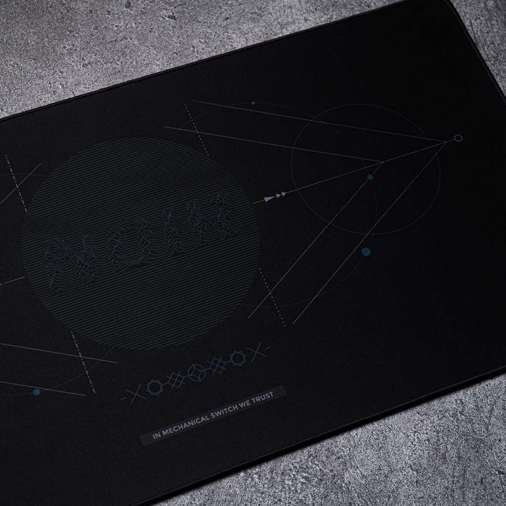 Noir Geometric Visual Deskmat XL Gaming Mousepad