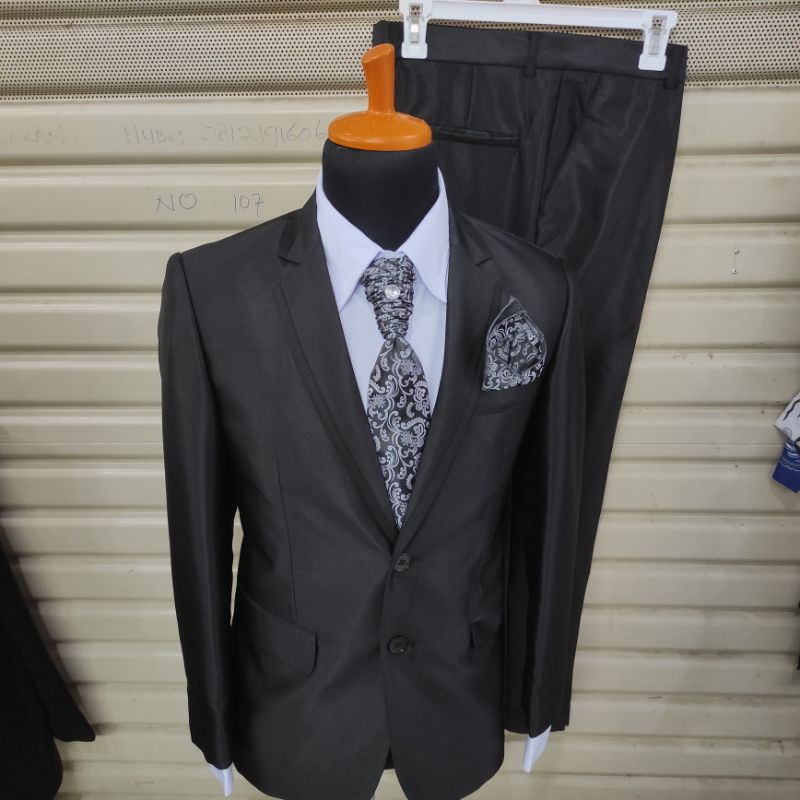 Podomoro 1 stel Jas pengantin semi WOOL kilap Jasa Pria Stelan Jas nikah Blazer Jas manten jas murah jas wedding Jas akad nikah murah jas slim fit jas cod Jas maroon jas rose gold jas nevy jas baby blue jas gold jas moca jas Abu tua jas silver hijau jas