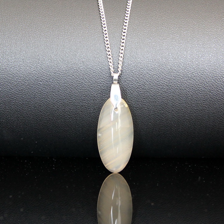 Kalung Liontin Batu Raflesia Natural Chalcedony Crystal LT1003