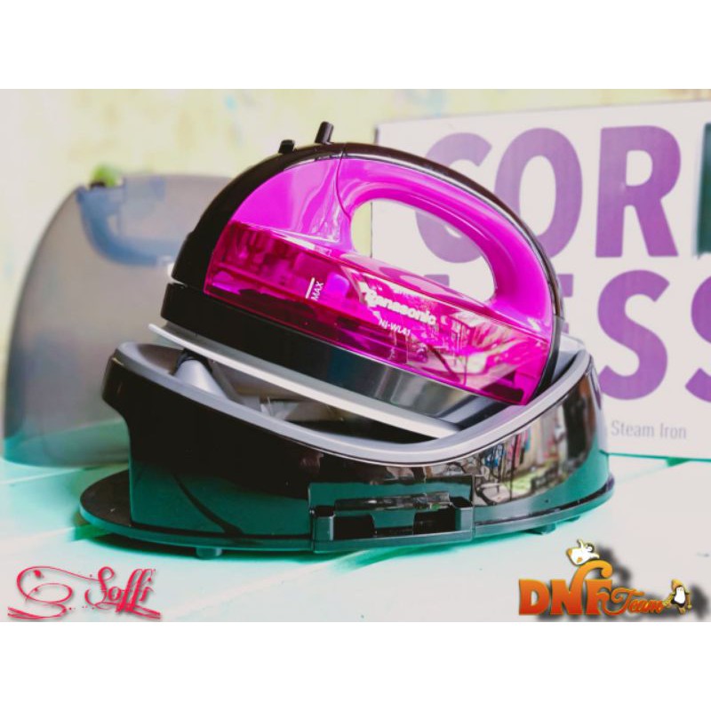 SETRIKA TANPA KABEL PANASONIC