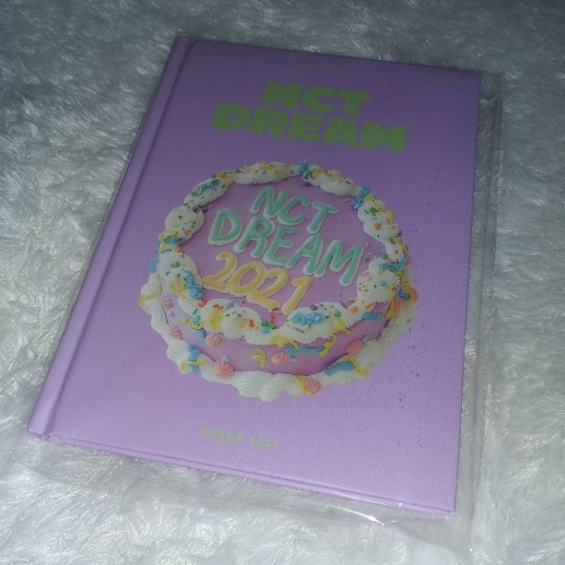 (BOOKED) HARD COVER DIARY SG 2021 NCT DREAM