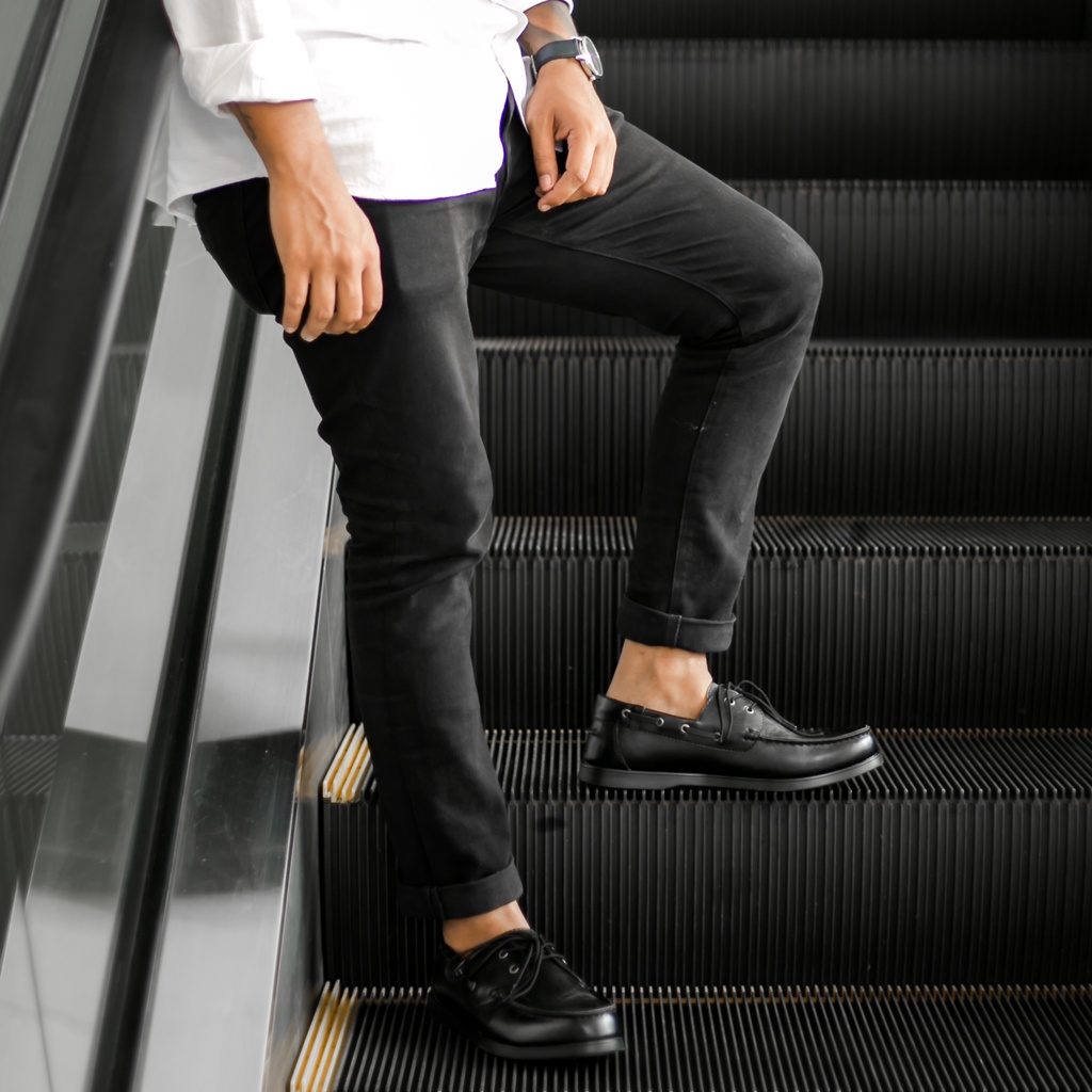 PANDYA BLACK ORIGINAL x GIANT FLAMES Sepatu Semi Formal Hitam Pria Pantofel Tali Kerja Kantor Dinas Resmi Guru Kantoran Pesta Undangan Wedding Kondangan Nikah Wisuda Kuliah Oxford Semi Kulit Premium Footwear Big Size Jumbo Ukuran Besar 44 45 Keren Terbaru