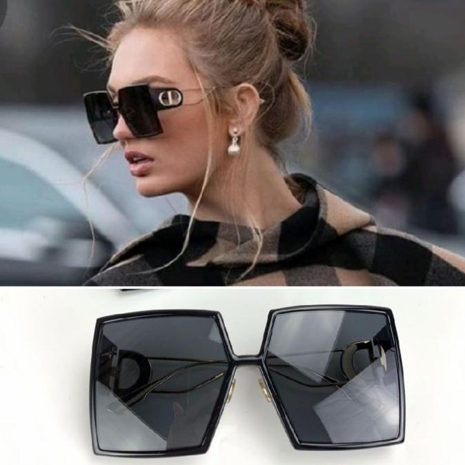 Dior 30Montaigne Black Gold Sunglasses