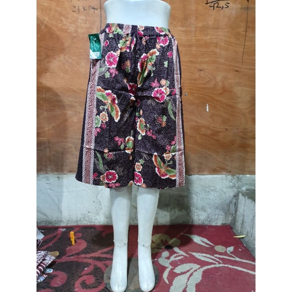 Celana Kulot Batik Dan Bunga / Pendek 7/8 Dewasa Fit to L s/d XL Bahan Katun Stretch-Motif 3