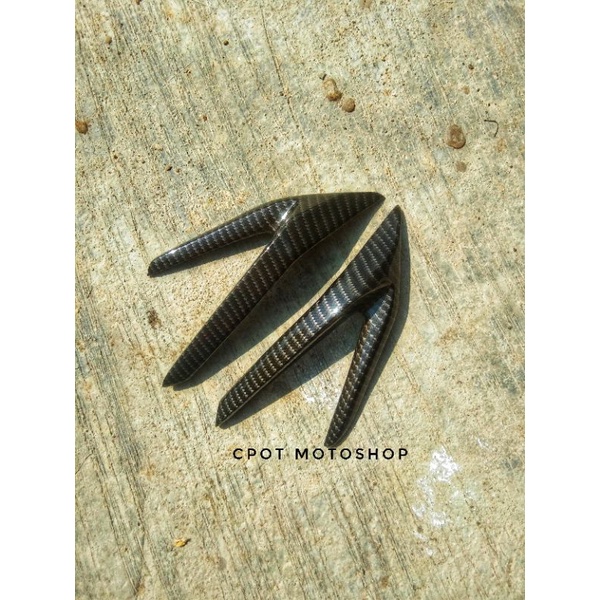 Garnish vario 125/150 Garnish vario carbon