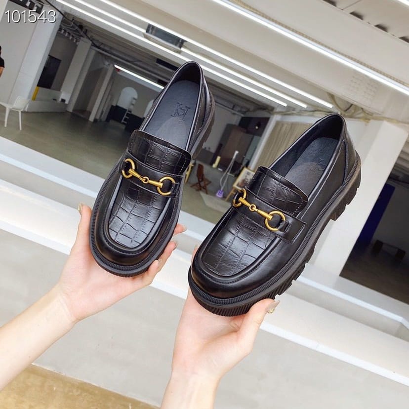 SEPATU WANITA LOAFER CROCO GLOSY TULANG / SEPATU DOCMART 2020 FASHION WORK PREMIUM 9926