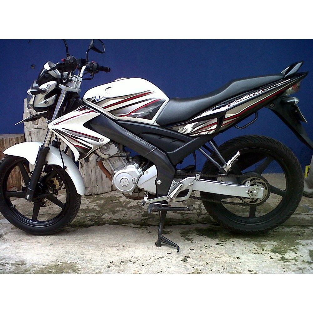 40+ Koleski Terbaik Stiker Vixion 2012 Putih