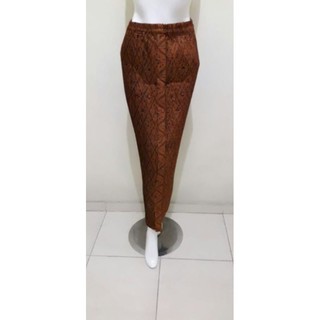 Rok wiru dewasa alus-motif lain cewe (PO)