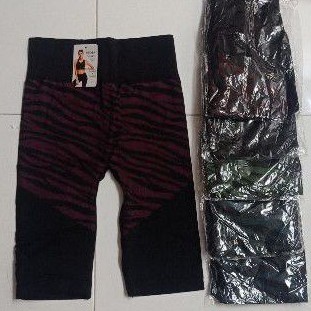 Celana pendek legging senam olahraga motif macan celana pendek wanita muat jumbo melar elastis