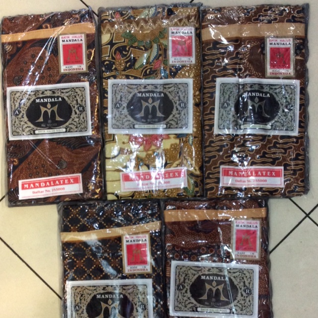 Kain Panjang Mandala