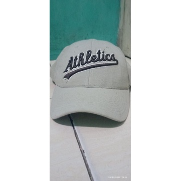 topi mlb second