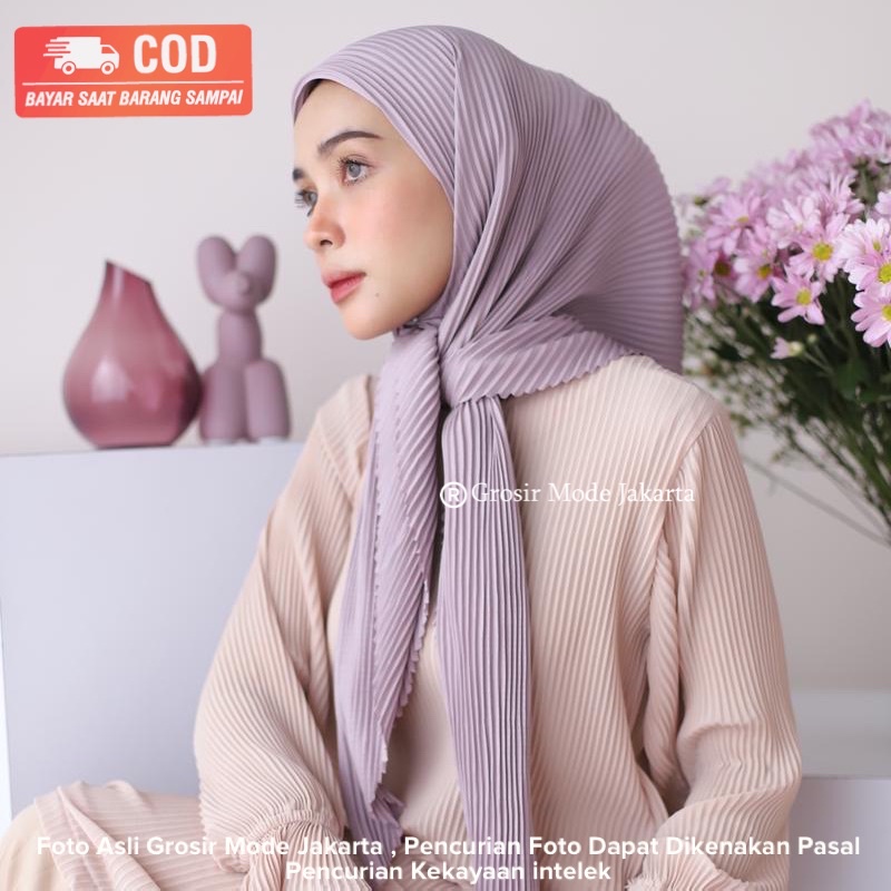 Hijab Segiempat Plisket / Hijab Square Plisket / Bella Square / Hijab Bella Plisket / Jilbab Plikset