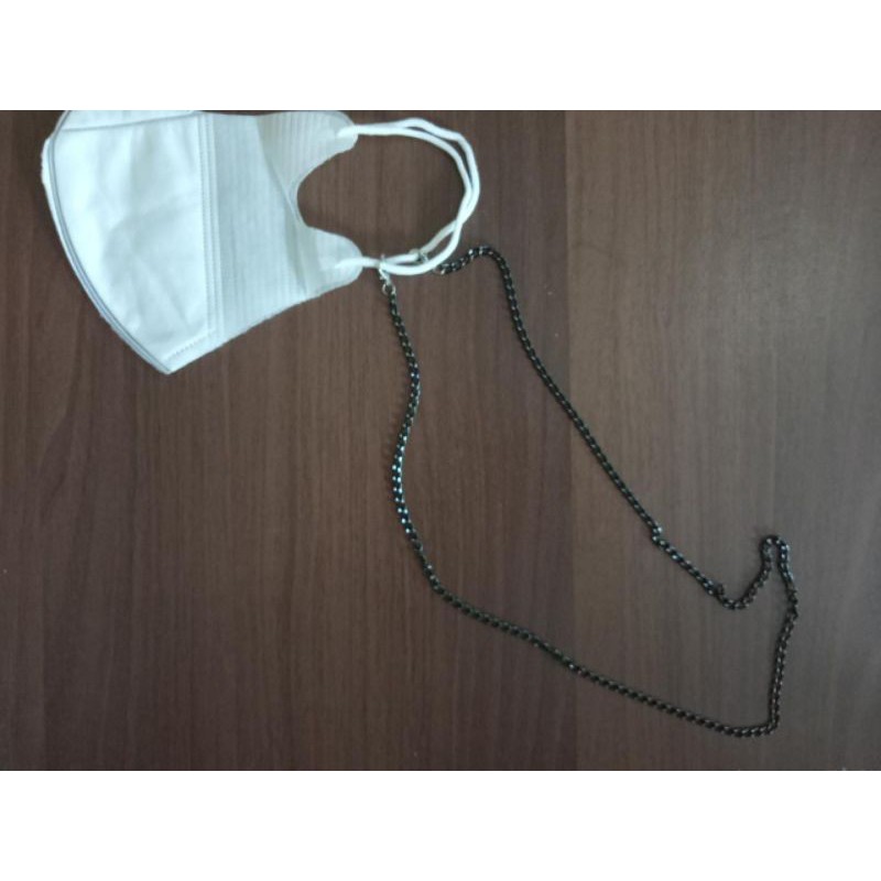 Kalung Masker rantai hitam