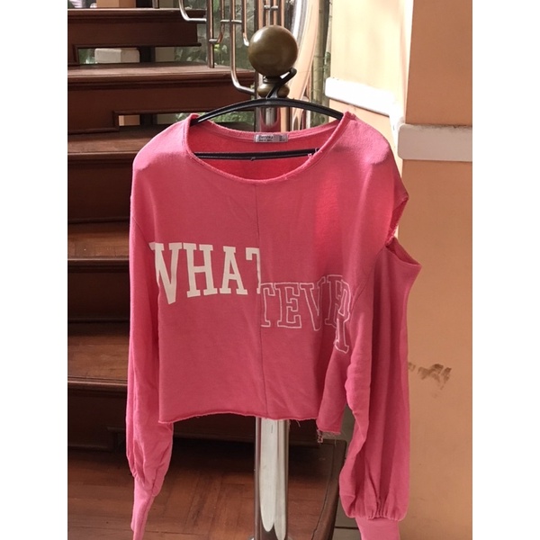 SWEATER BERSHKA PINK RIPPED (preloved)