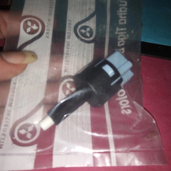 Promo SWITCH REM STOP SWITCH MIRAGE 2015-2017 Diskon