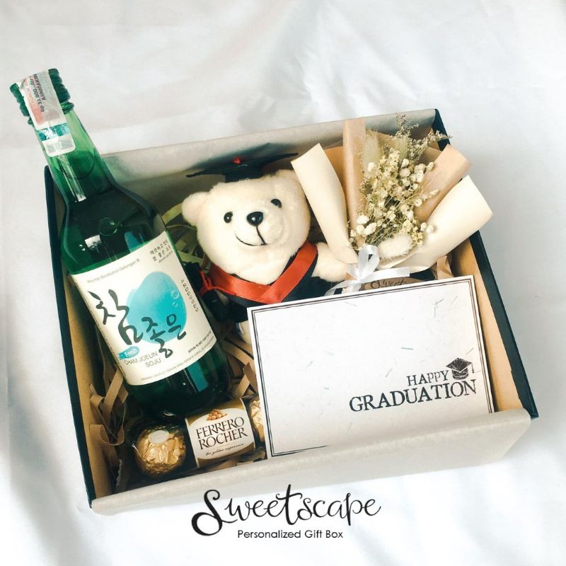 

Gift Box Package 49 - Paket Hampers 49 - Hadiah Graduation