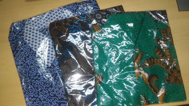 Kemeja Batik Anak/ Hem Anak Pendek Laki Laki Motif  Merak Merah 2-9 Th