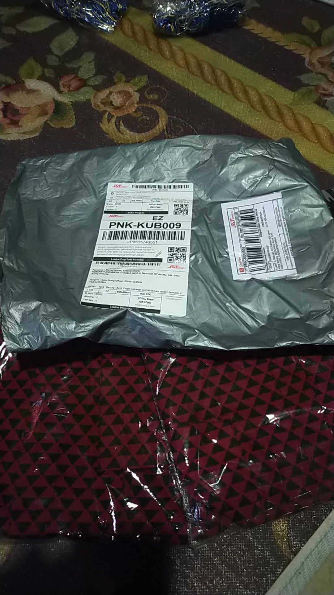 Batik Couple Keluarga Sarimbit Terbaru Modern Termurah Di Shopee Batik Couple Keluarga Mowo Abang