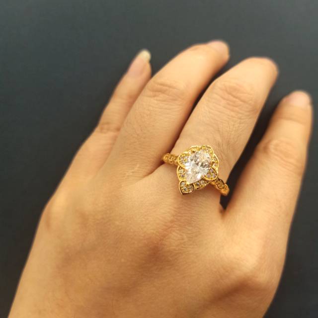 Cincin zircon wynn 8506