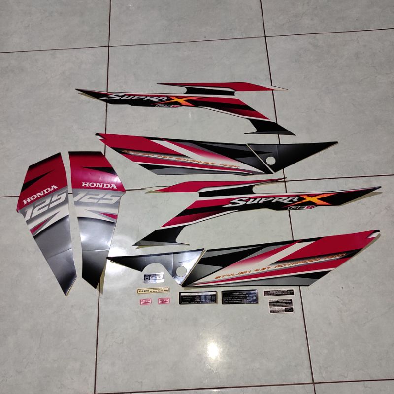 Stiker stripping striping decal Graphic Honda Supra X 125 D 2010 2011 hitam merah Ori original AHM
