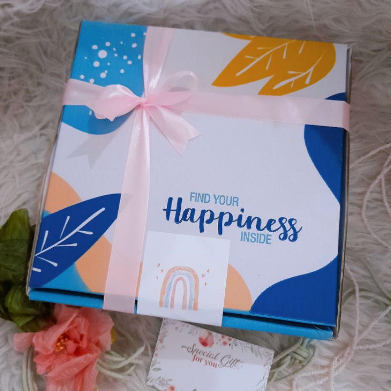 b3) Kado Ulang Tahun Hadiah Anniversary Wisuda Gift Box Hampers Cewek