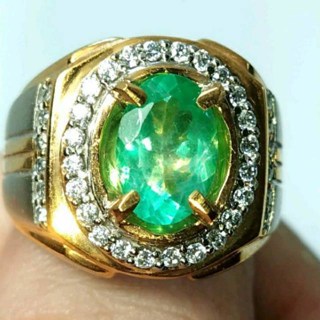 Cincin Natural Zamrud ( Natural Emerald )