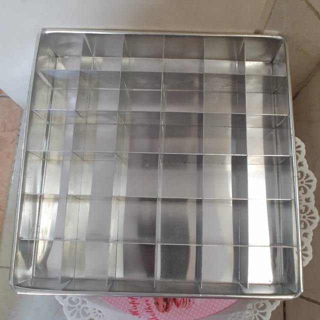 Loyang cake potong / sekat 24