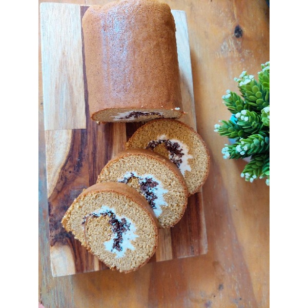 

Bolu Gulung / Rolltart Full Butter Tanpa Emulsifier