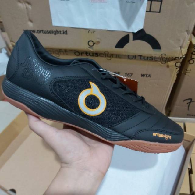 Sepatu Futsal Ortus Jogosala Graffity