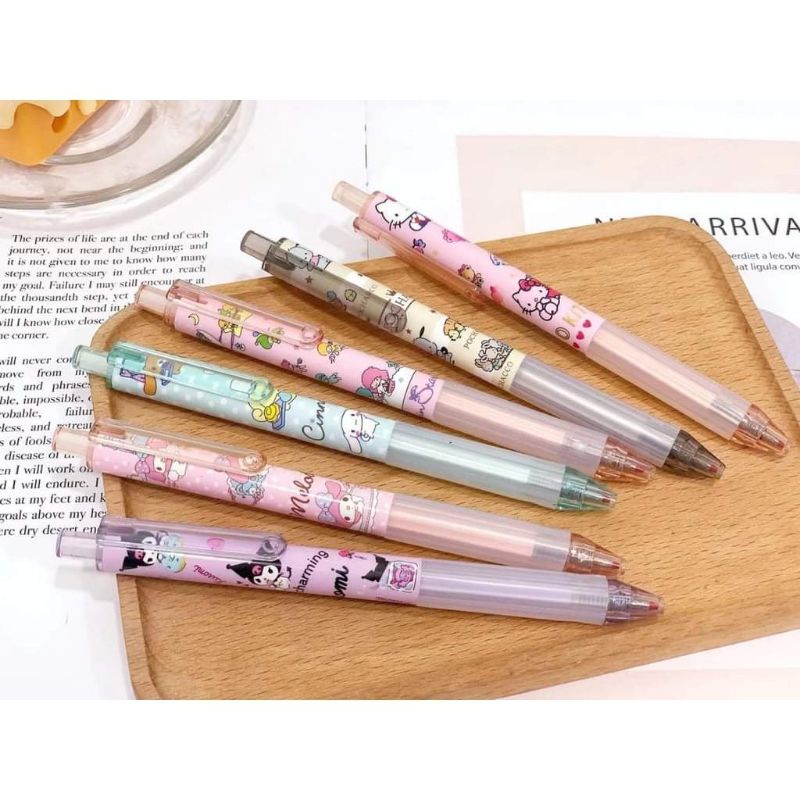 

PEN GEL CETEK SANRIO TINTA HITAM