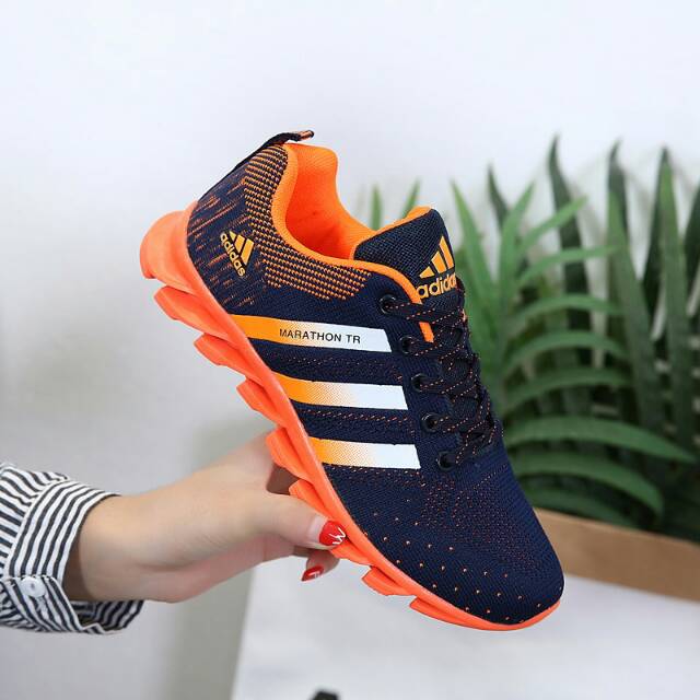 Adidas *MARATHON TR26 WOMEN*
Code : A10