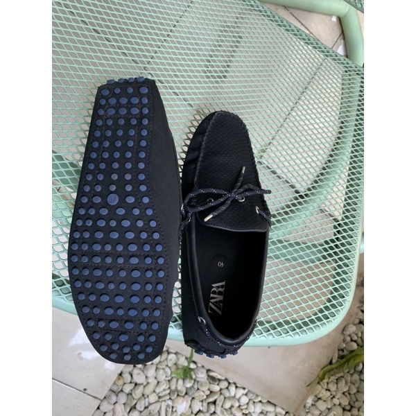 sepatu Zara slip on Pria