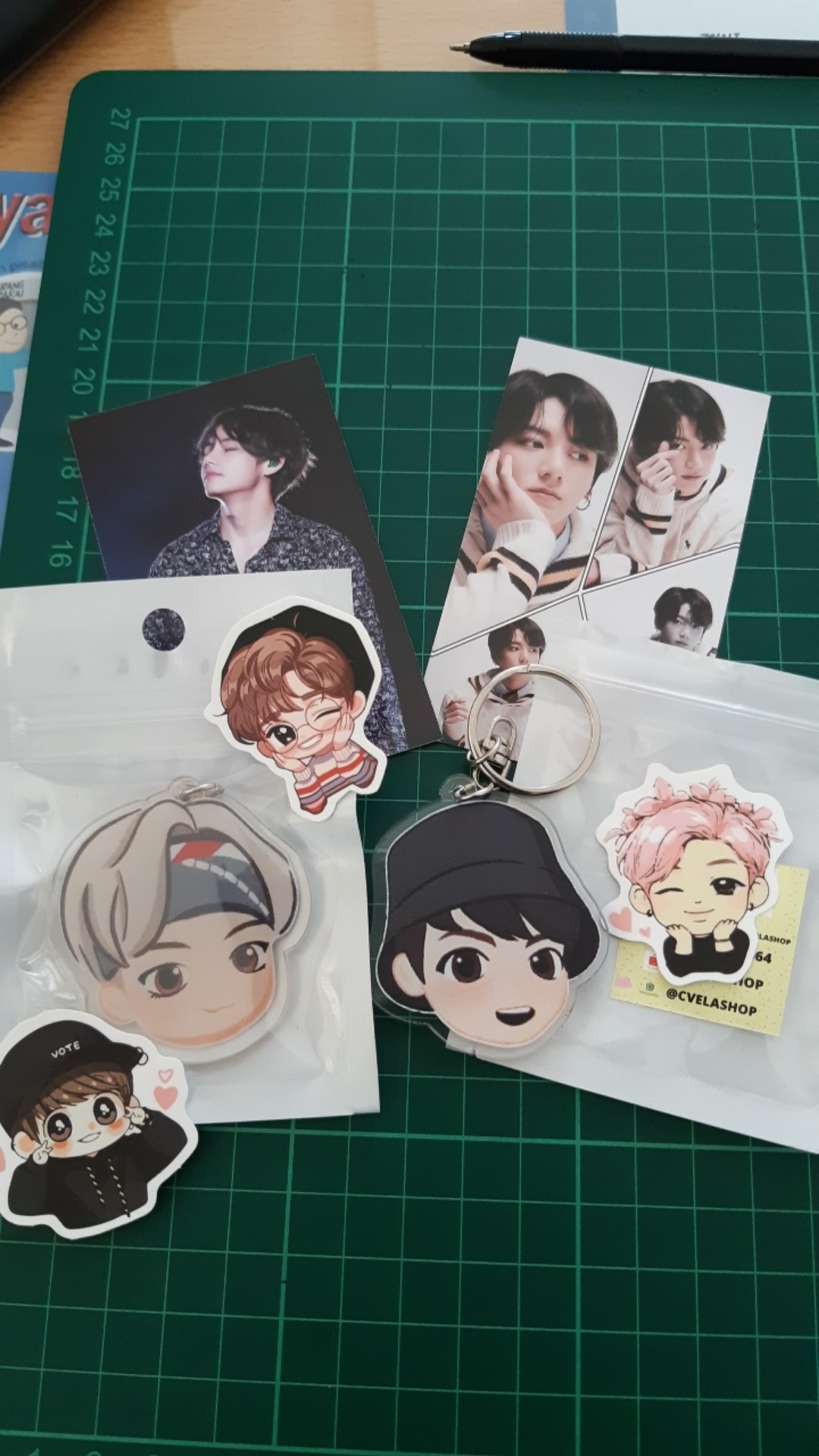 Gantungan Kunci Bts mic Drop