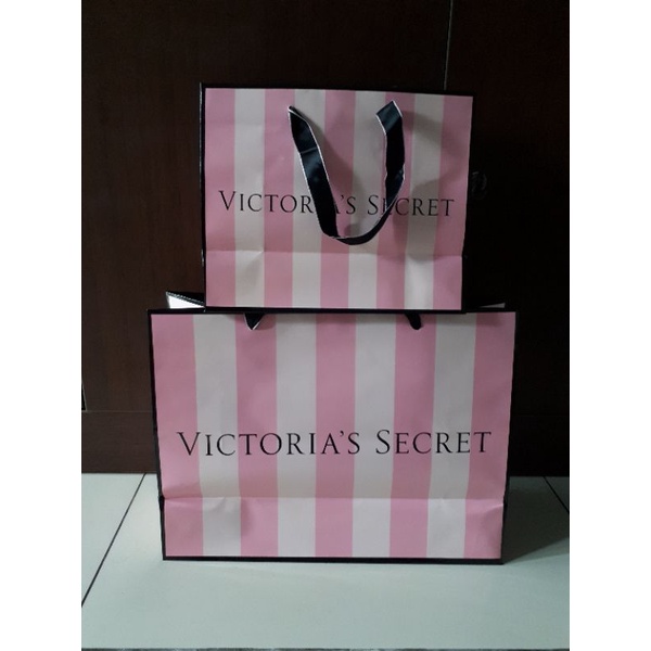 

VICTORIA SECRET PAPER BAGS 5PCS