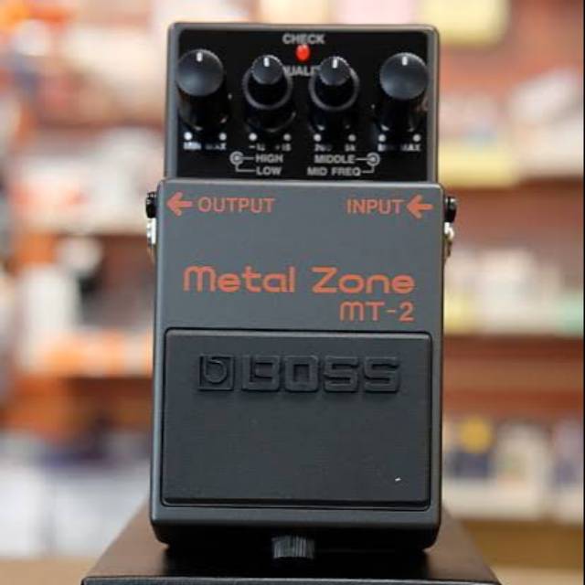 BOSS MT-2 Metal zone