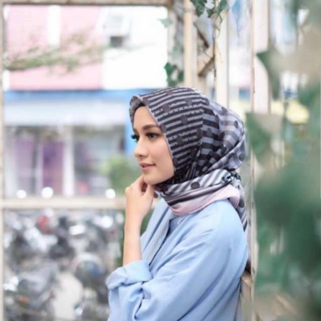 SHAFIRA Voal Printed Hijab Kinaya