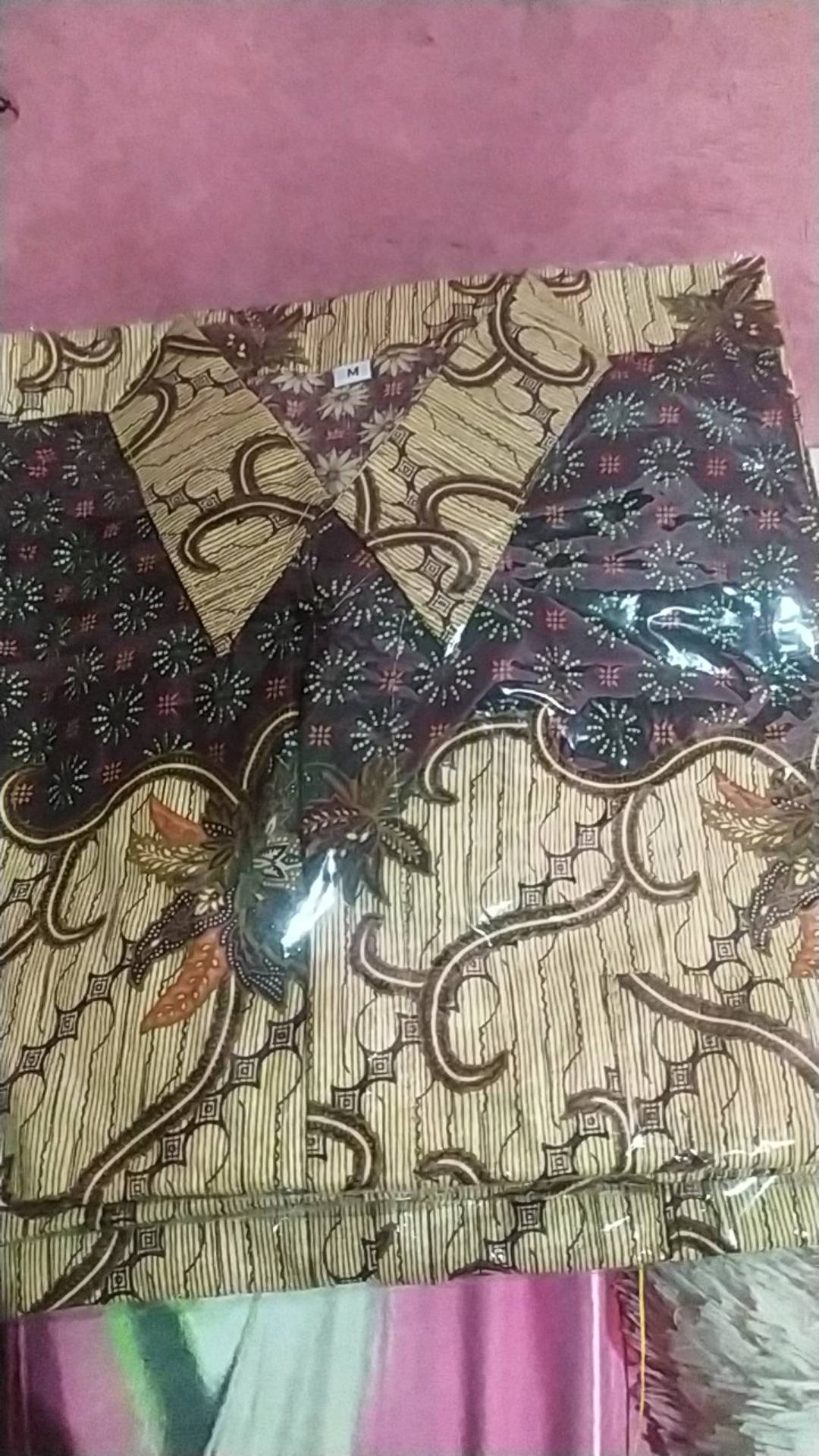 Kemeja Batik Pria Motif Seno Sakti