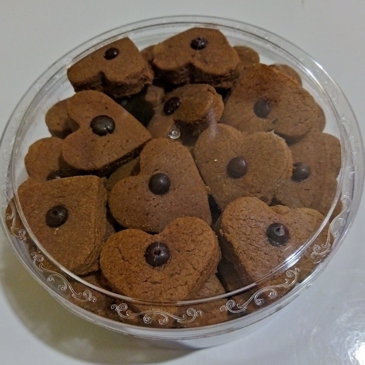 

Kue Kering Lebaran Cokelat Chip (toples 500g)