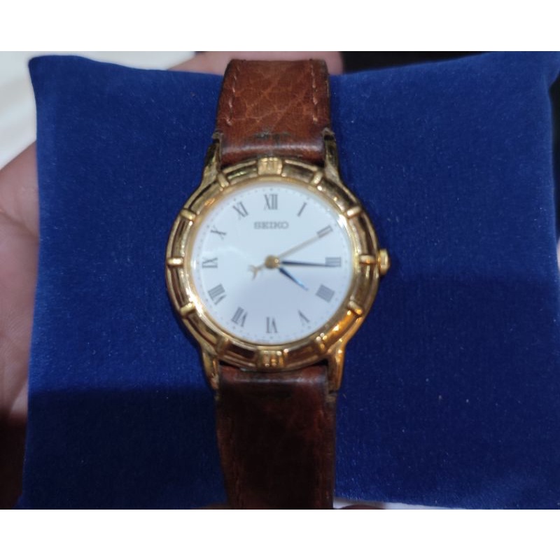 Jam tangan Seiko water resistent V701-1990 752766