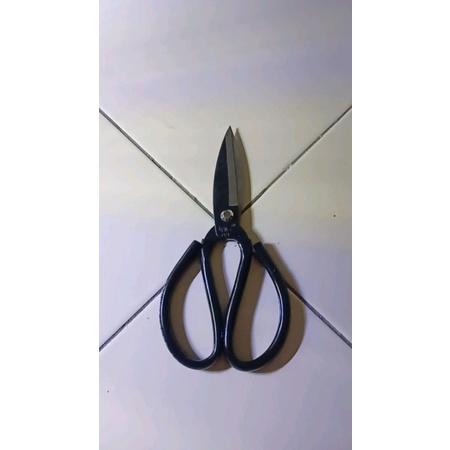 

Gunting kodok 21CM
