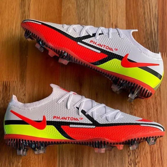 Sepatu Bola Nike Phantom GT II Elite Motivation Pack FG-6