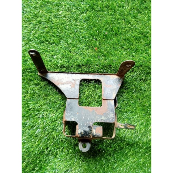 dudukan aki gl100 original breket aki gl100 pangkon aki gl 100 original