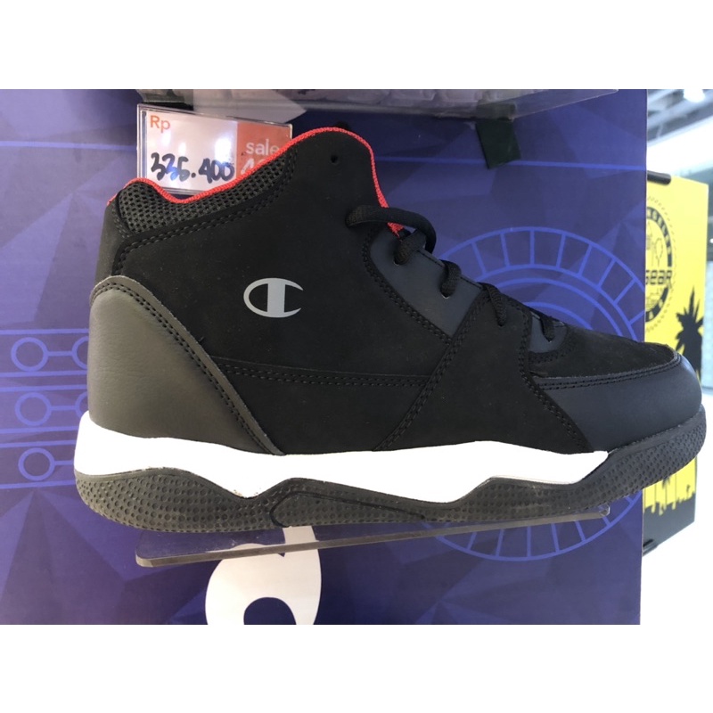 CHAMPION SEPATU PRIA DISKON 40%