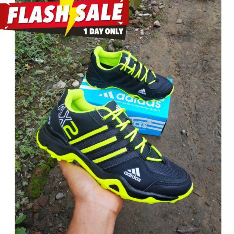 Sepatu AX2 Black Green Neon hijau Sneakers Running Olahraga Pria Kuliah Kerja Best Seller Terlaris Kado Unik