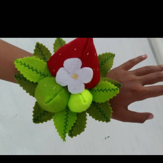 1 set gelang buah