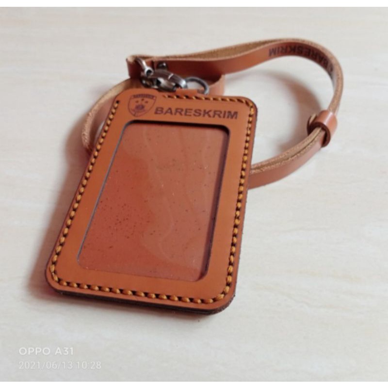 

Kalung ID Card Name Tag BARESKRIM Kulit Asli