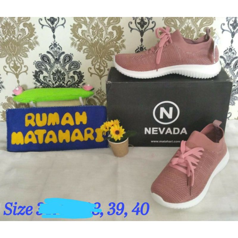 sepatu nevada wanita