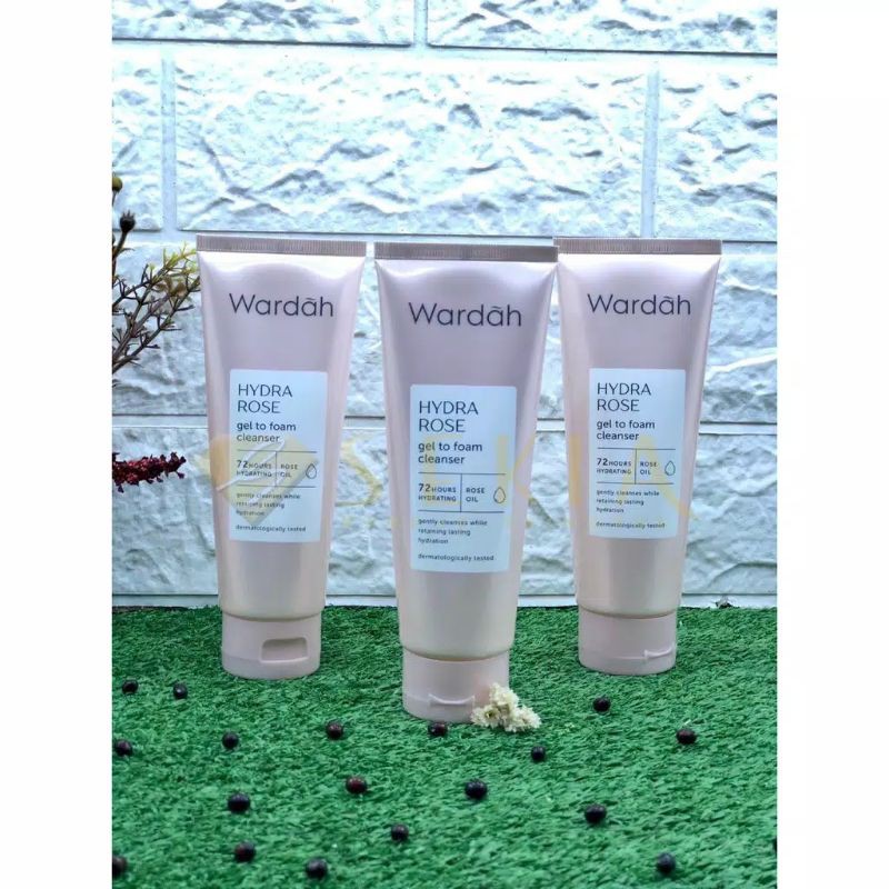 facial foam wardah hydra rose gel
