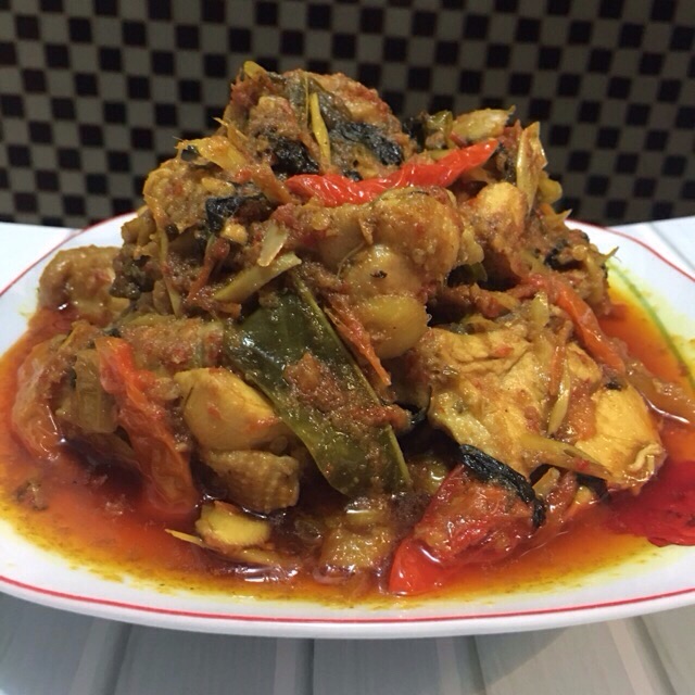 

Ayam woku khas Menado
