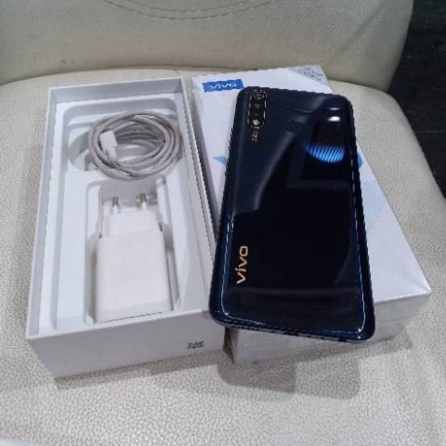 Vivo y19 6/128 gb second